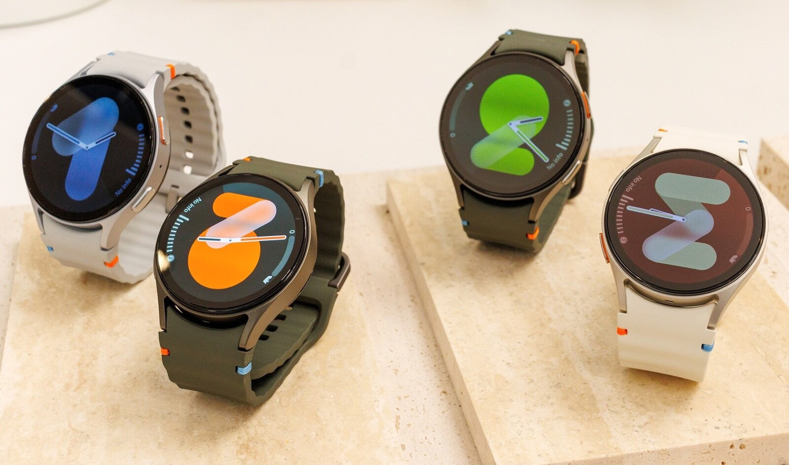 ساعت هوشمند سامسونگ مدل گلکسی واچ ۷ SM-L310 سایز 44mm 5 ساعت هوشمند سامسونگ مدل گلکسی واچ ۷ SM-L310 سایز 44mm