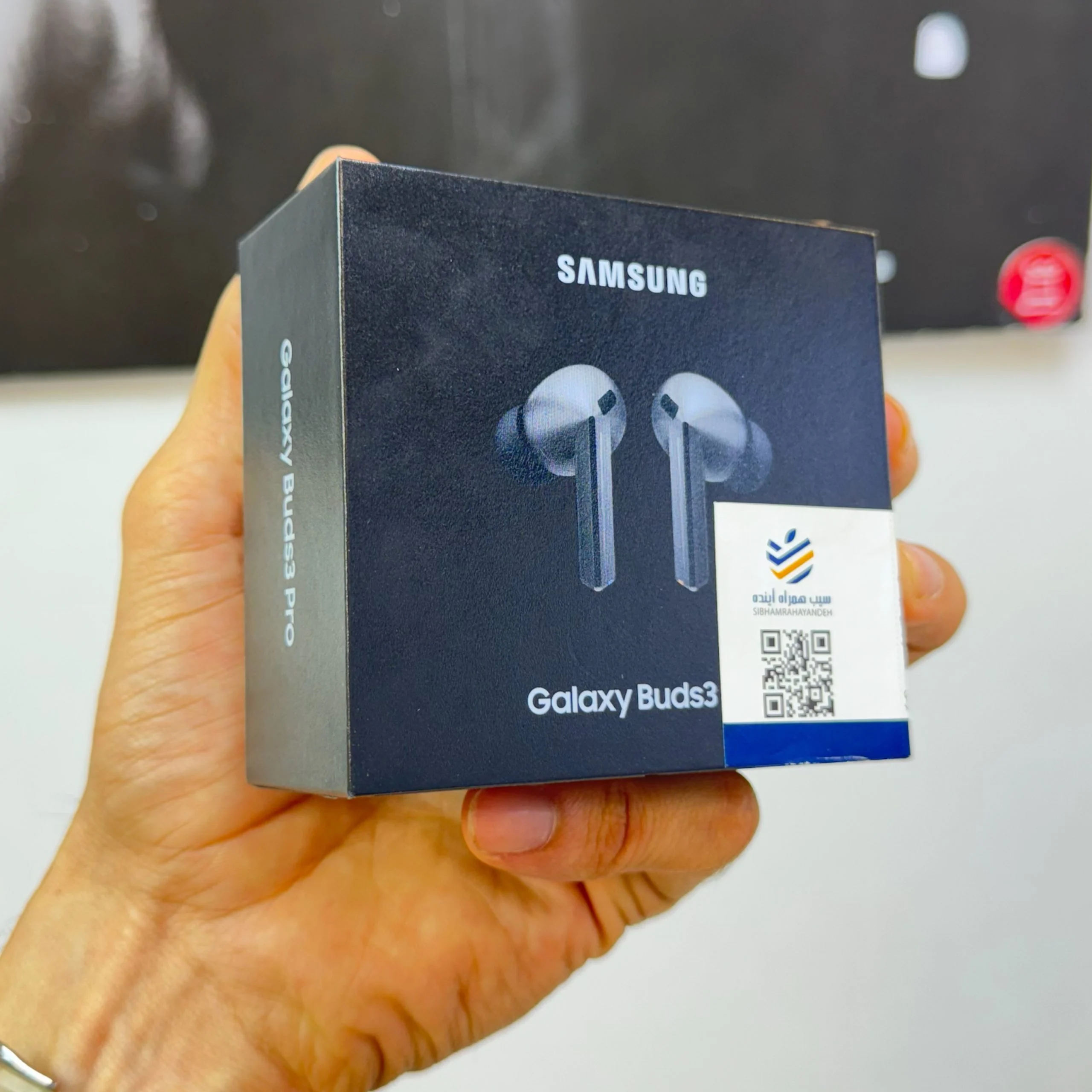 ایرپاد سامسونگ گلکسی بادز 3 پرو Galaxy Buds3 Pro مشکی 5 ایرپاد سامسونگ گلکسی بادز 3 پرو Galaxy Buds3 Pro مشکی
